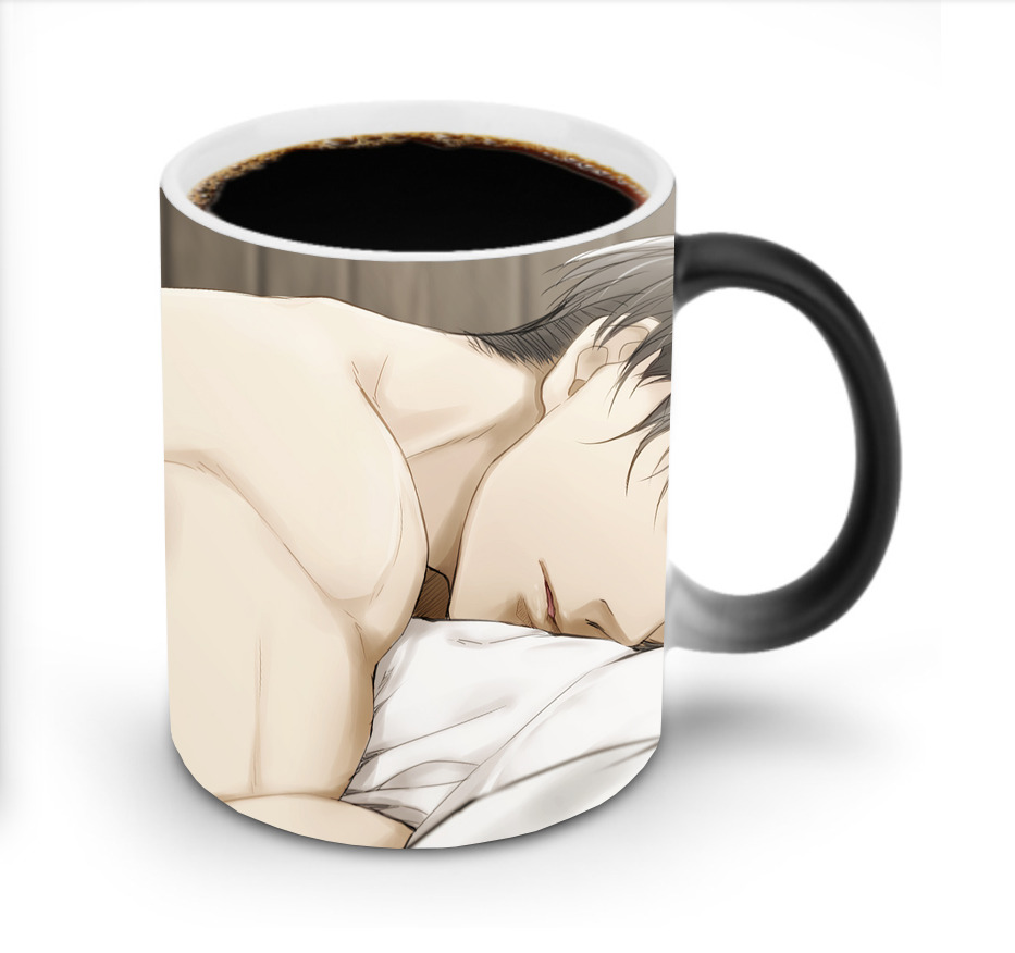 （画像用） 進撃の巨人 Attack on Titan 温度変色マグカップ