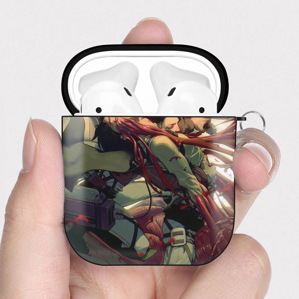 （画像用） 進撃の巨人 Attack on Titan AirPods 第2世代保護ケース ハードシェル ブラック 耐衝撃・防指紋・カラビナ付き