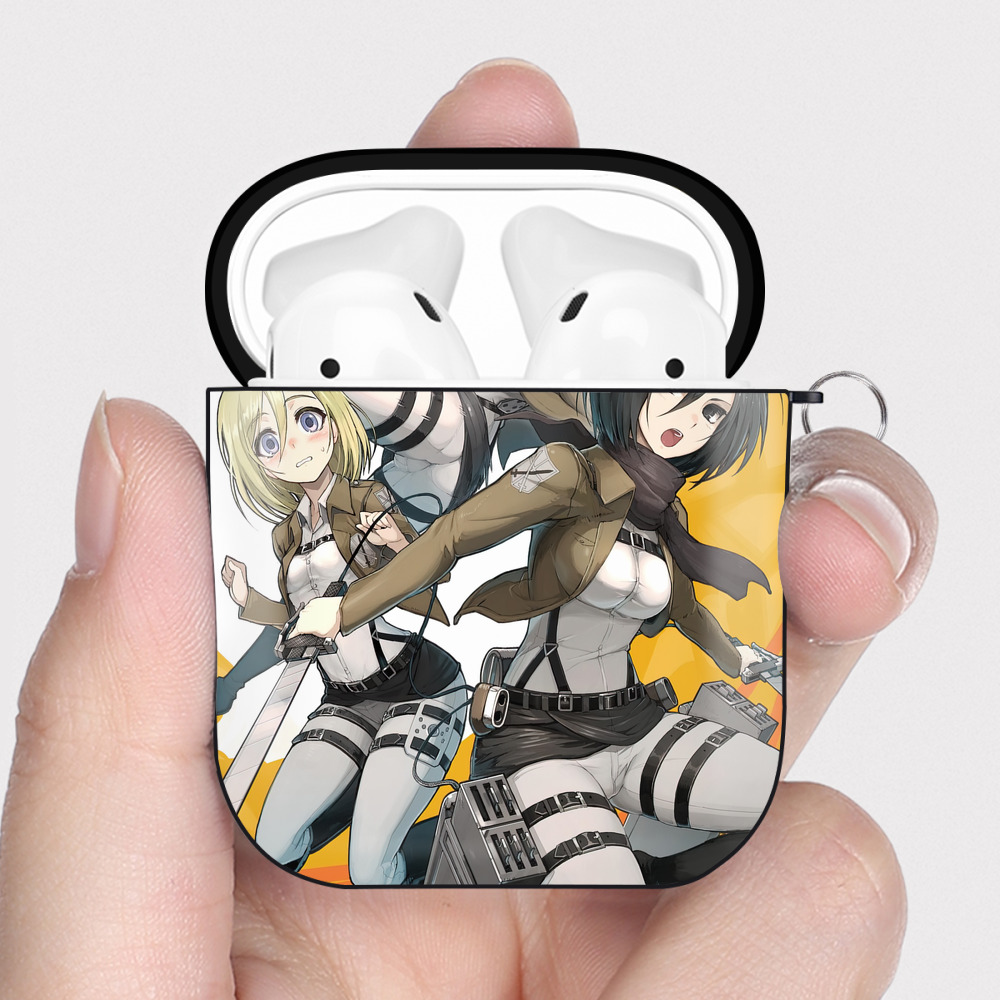 （画像用） 進撃の巨人 Attack on Titan AirPods 第2世代保護ケース ハードシェル ブラック 耐衝撃・防指紋・カラビナ付き