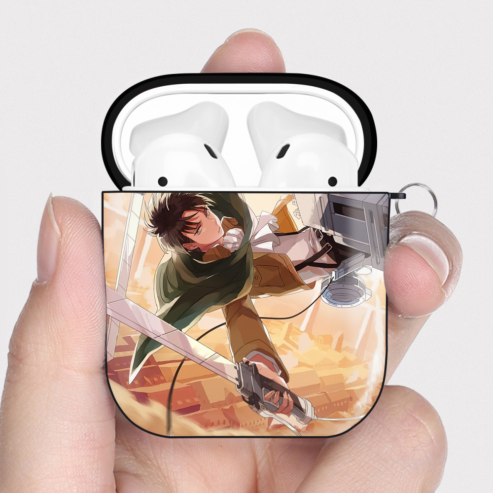 （画像用） 進撃の巨人 Attack on Titan AirPods 第2世代保護ケース ハードシェル ブラック 耐衝撃・防指紋・カラビナ付き