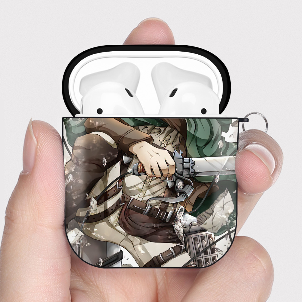 （画像用） 進撃の巨人 Attack on Titan AirPods 第2世代保護ケース ハードシェル ブラック 耐衝撃・防指紋・カラビナ付き