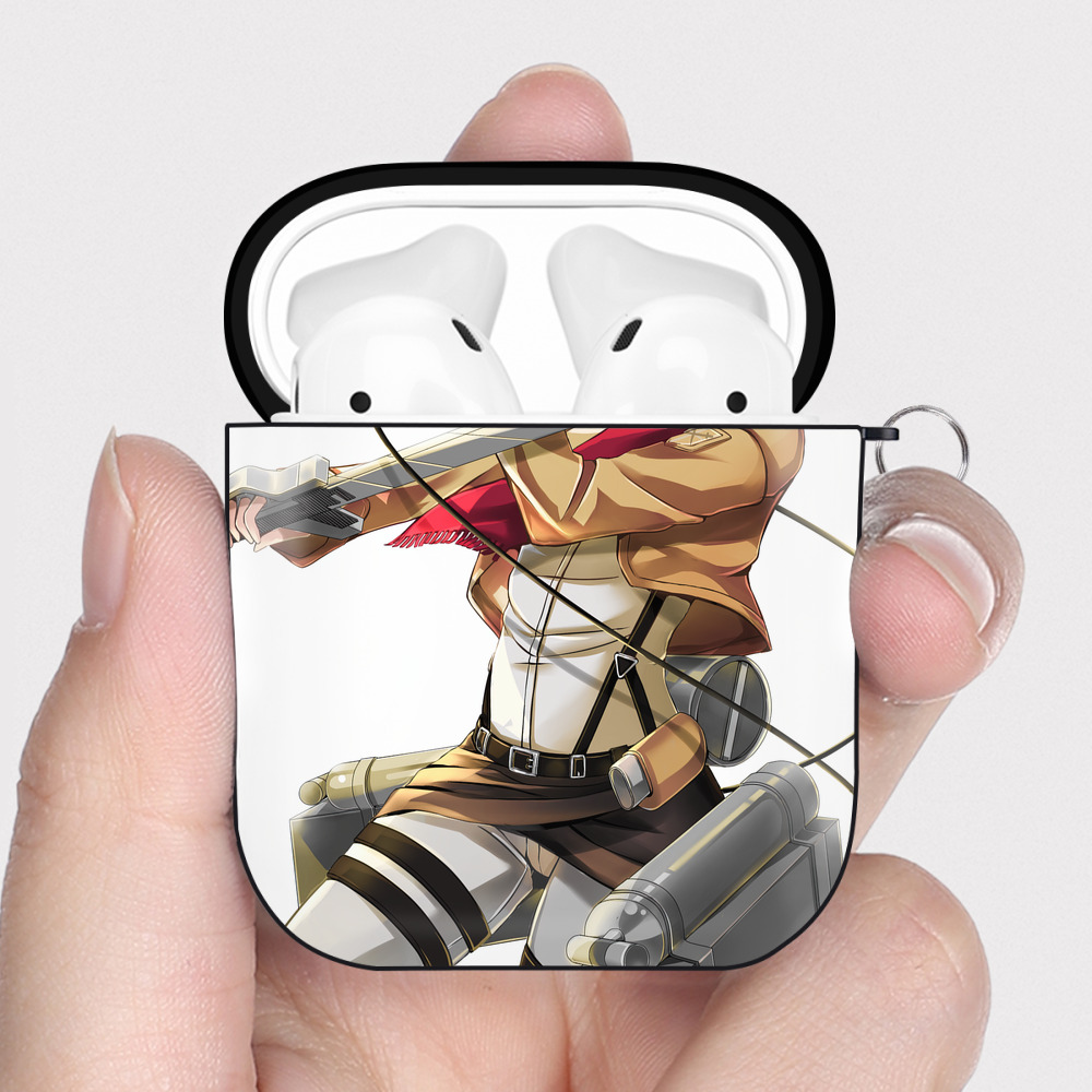（画像用） 進撃の巨人 Attack on Titan AirPods 第2世代保護ケース ハードシェル ブラック 耐衝撃・防指紋・カラビナ付き