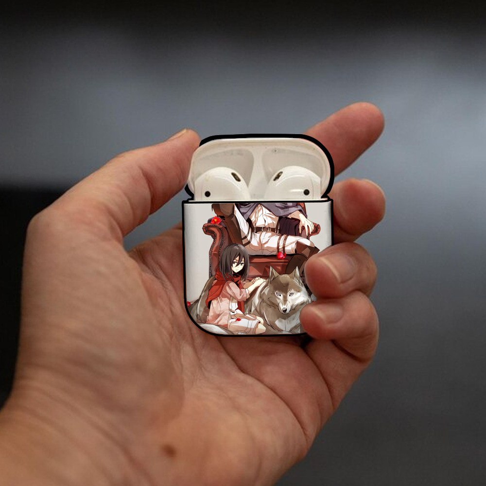 進撃の巨人 Attack on Titan AirPods 第2世代保護ケース ハードシェル ブラック 耐衝撃・防指紋・カラビナ付き