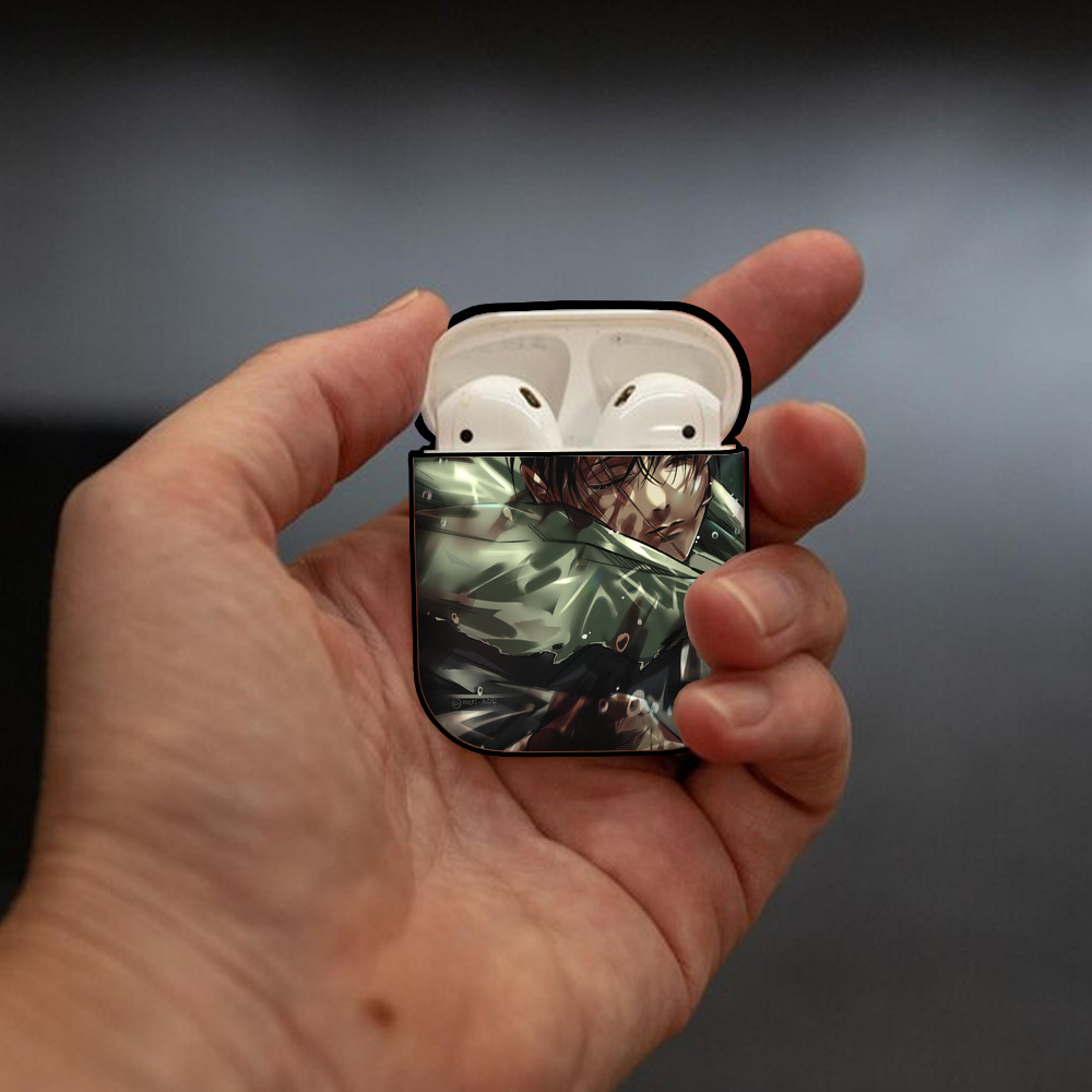 進撃の巨人 Attack on Titan AirPods 第2世代保護ケース ハードシェル ブラック 耐衝撃・防指紋・カラビナ付き