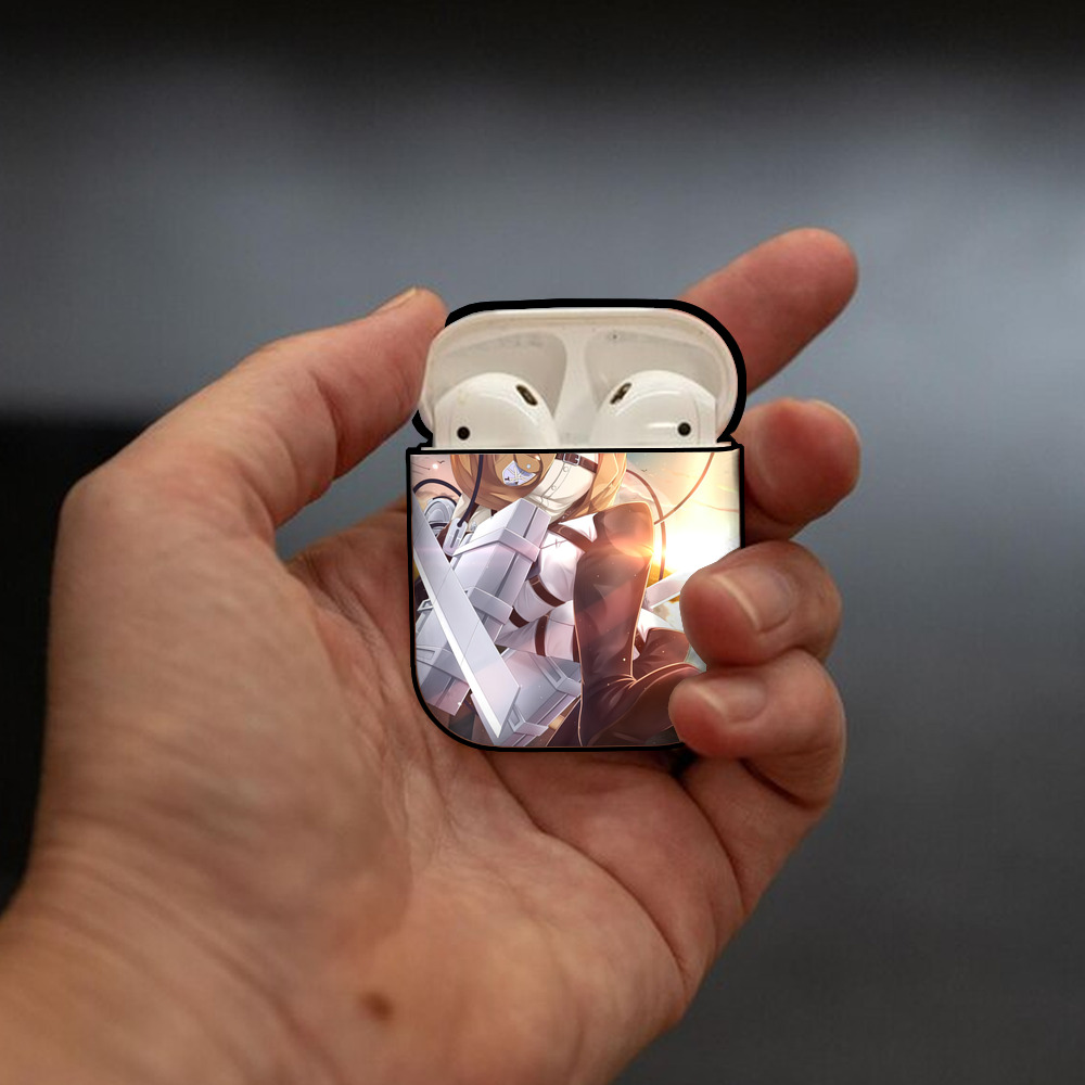 進撃の巨人 Attack on Titan AirPods 第2世代保護ケース ハードシェル ブラック 耐衝撃・防指紋・カラビナ付き