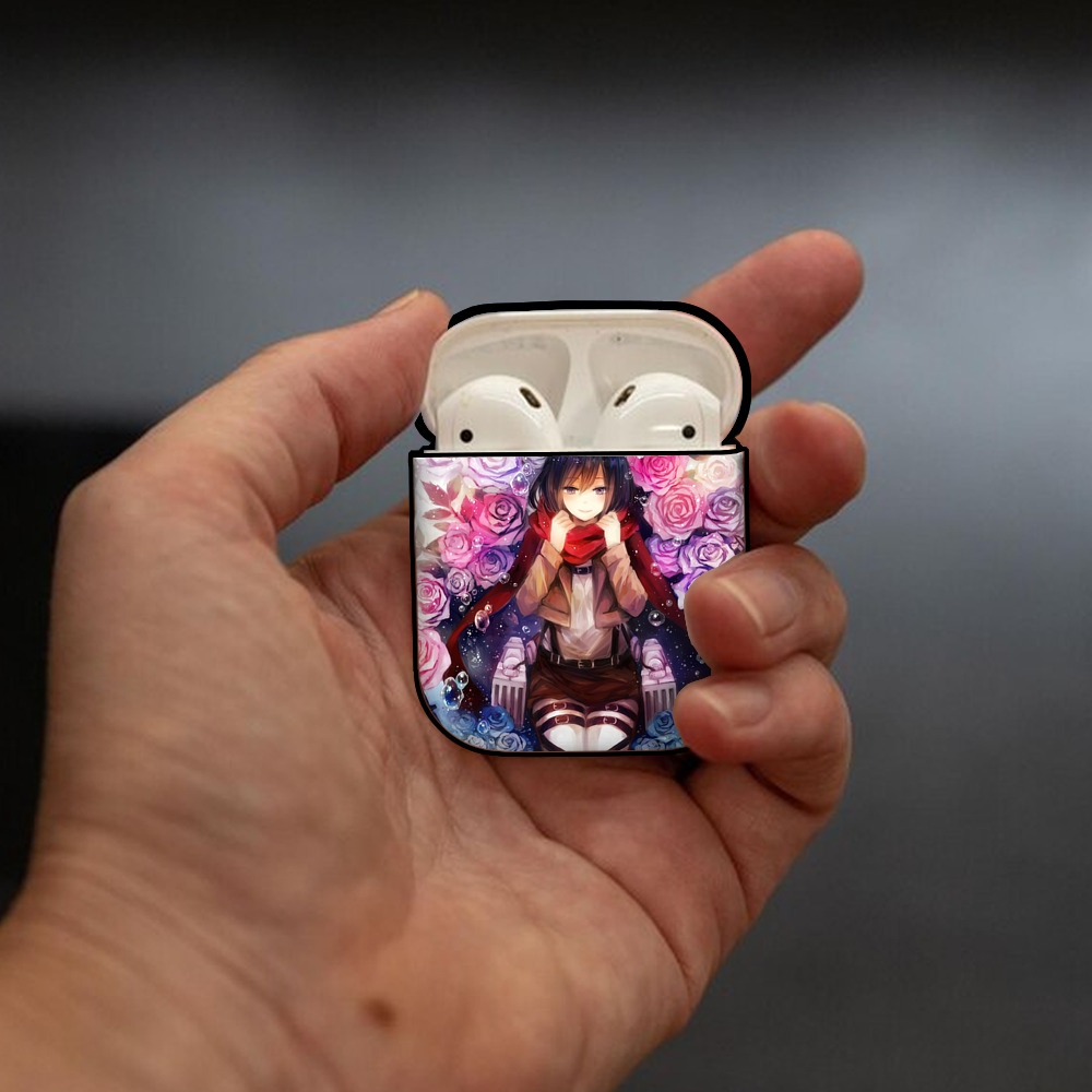 進撃の巨人 Attack on Titan AirPods 第2世代保護ケース ハードシェル ブラック 耐衝撃・防指紋・カラビナ付き