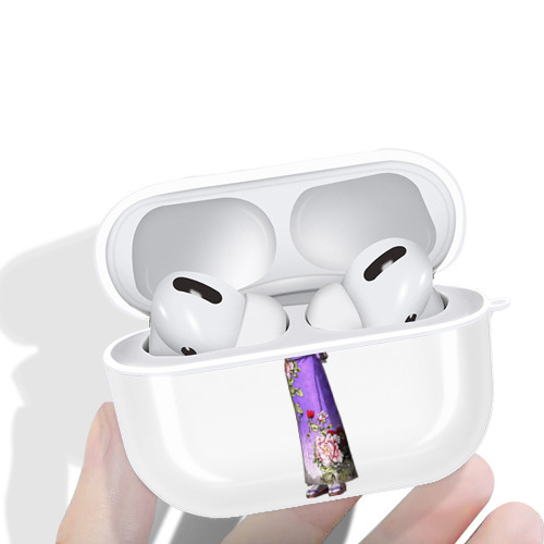 進撃の巨人 ミカサ·アッカーマン Attack on Titan Mikasa Ackerman 【AirPods Pro用】ハードシェル保護ケース 耐衝撃・防指紋・カラビナ付き商品仕様