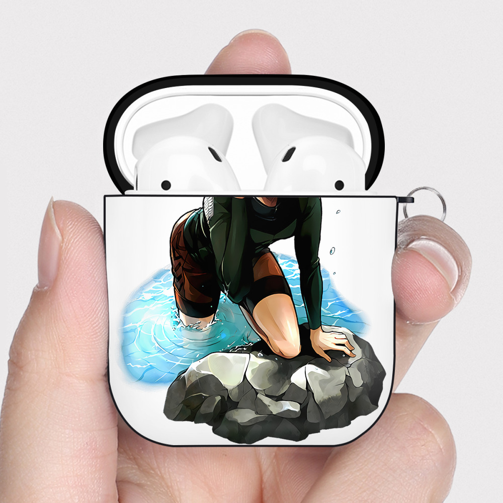 （画像用） 進撃の巨人 ミカサ·アッカーマン Attack on Titan Mikasa Ackerman AirPods 第2世代保護ケース ハードシェル ブラック 耐衝撃・防指紋・カラビナ付き