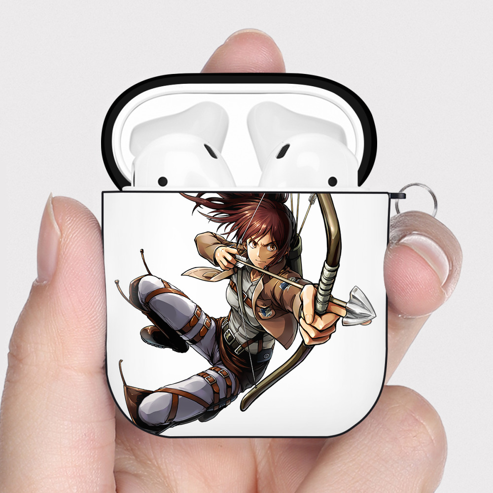 （画像用） 進撃の巨人 サシャ·ブラウス Attack on Titan Sasha Blaus AirPods 第2世代保護ケース ハードシェル ブラック 耐衝撃・防指紋・カラビナ付き