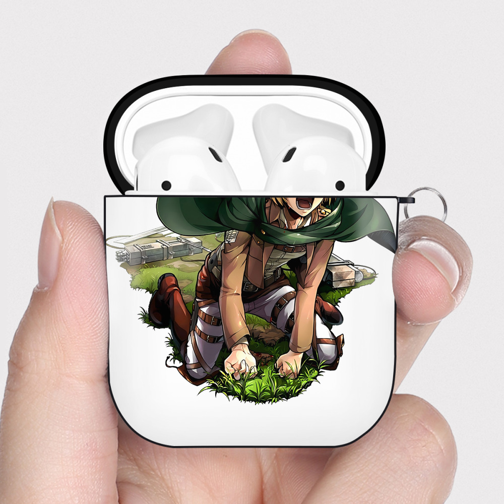 （画像用） 進撃の巨人 アルミン·アルレルト Attack on Titan Armin Arlert AirPods 第2世代保護ケース ハードシェル ブラック 耐衝撃・防指紋・カラビナ付き