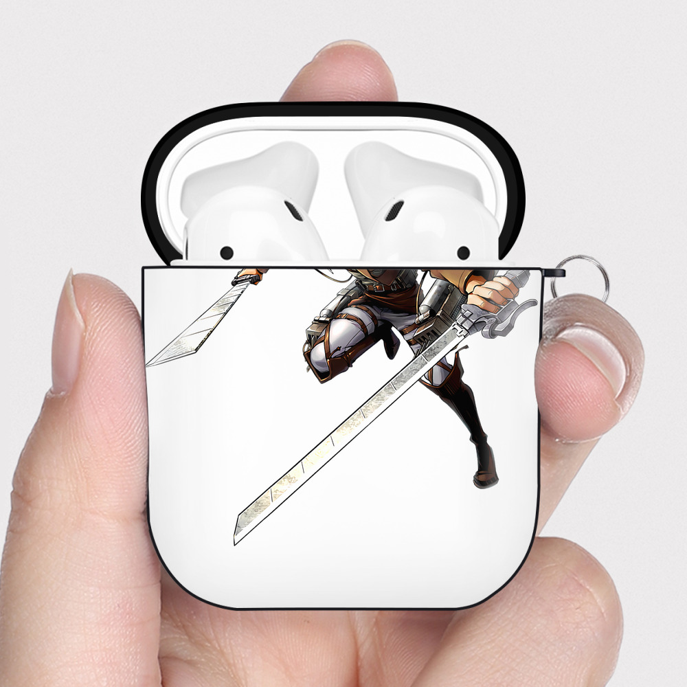 （画像用） 進撃の巨人 アルミン·アルレルト Attack on Titan Armin Arlert AirPods 第2世代保護ケース ハードシェル ブラック 耐衝撃・防指紋・カラビナ付き