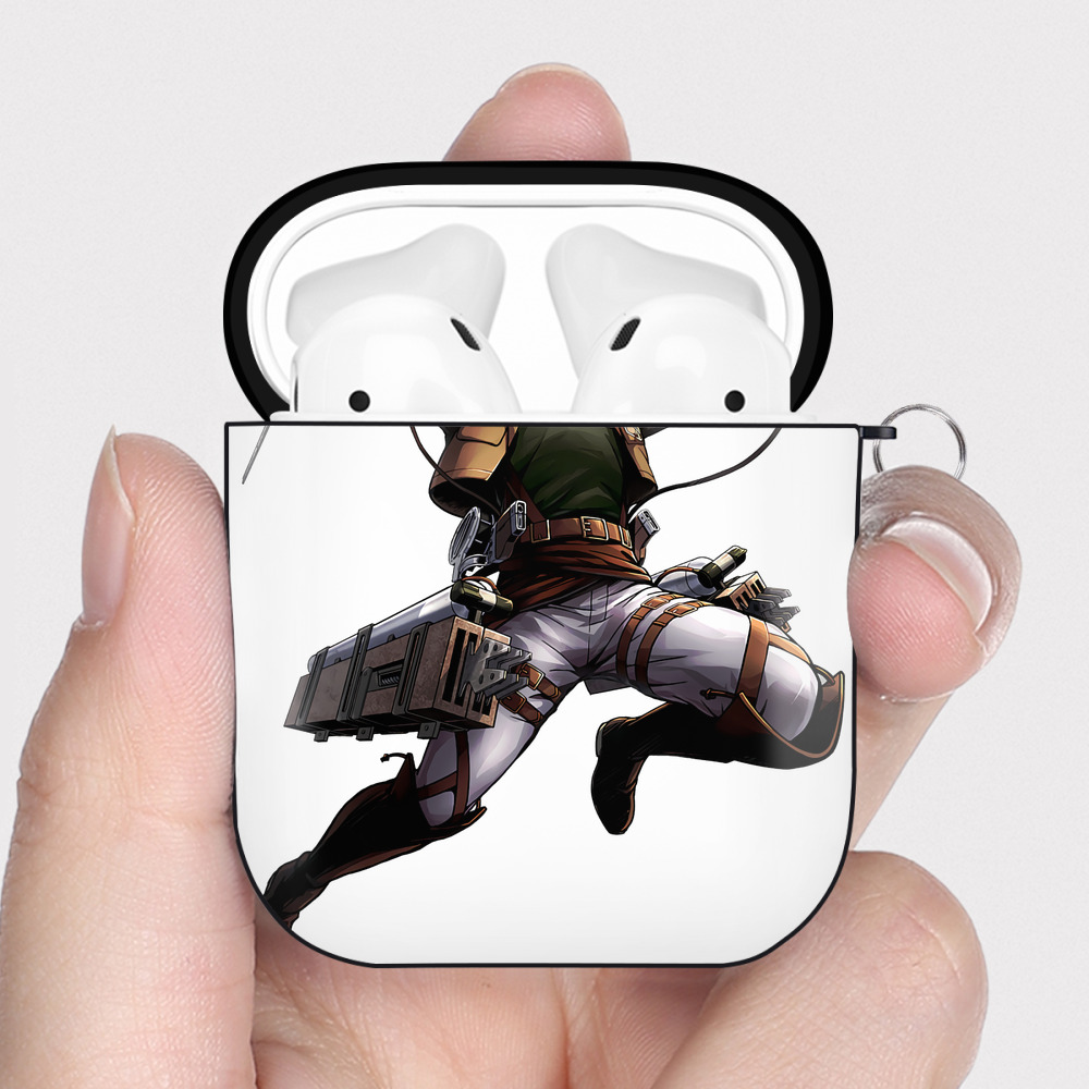 （画像用） 進撃の巨人 ライナー・ブラウン Attack on Titan Reiner Braun AirPods 第2世代保護ケース ハードシェル ブラック 耐衝撃・防指紋・カラビナ付き
