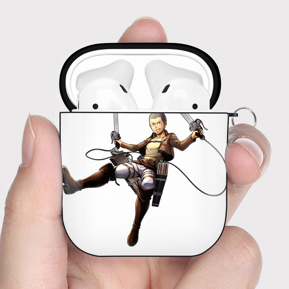 （画像用） 進撃の巨人 コニー·スプリンガー Attack on Titan Connie Springer AirPods 第2世代保護ケース ハードシェル ブラック 耐衝撃・防指紋・カラビナ付き
