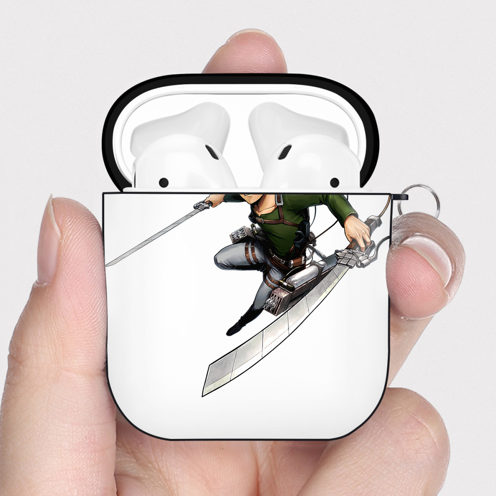 （画像用） 進撃の巨人 コニー·スプリンガー Attack on Titan Connie Springer AirPods 第2世代保護ケース ハードシェル ブラック 耐衝撃・防指紋・カラビナ付き