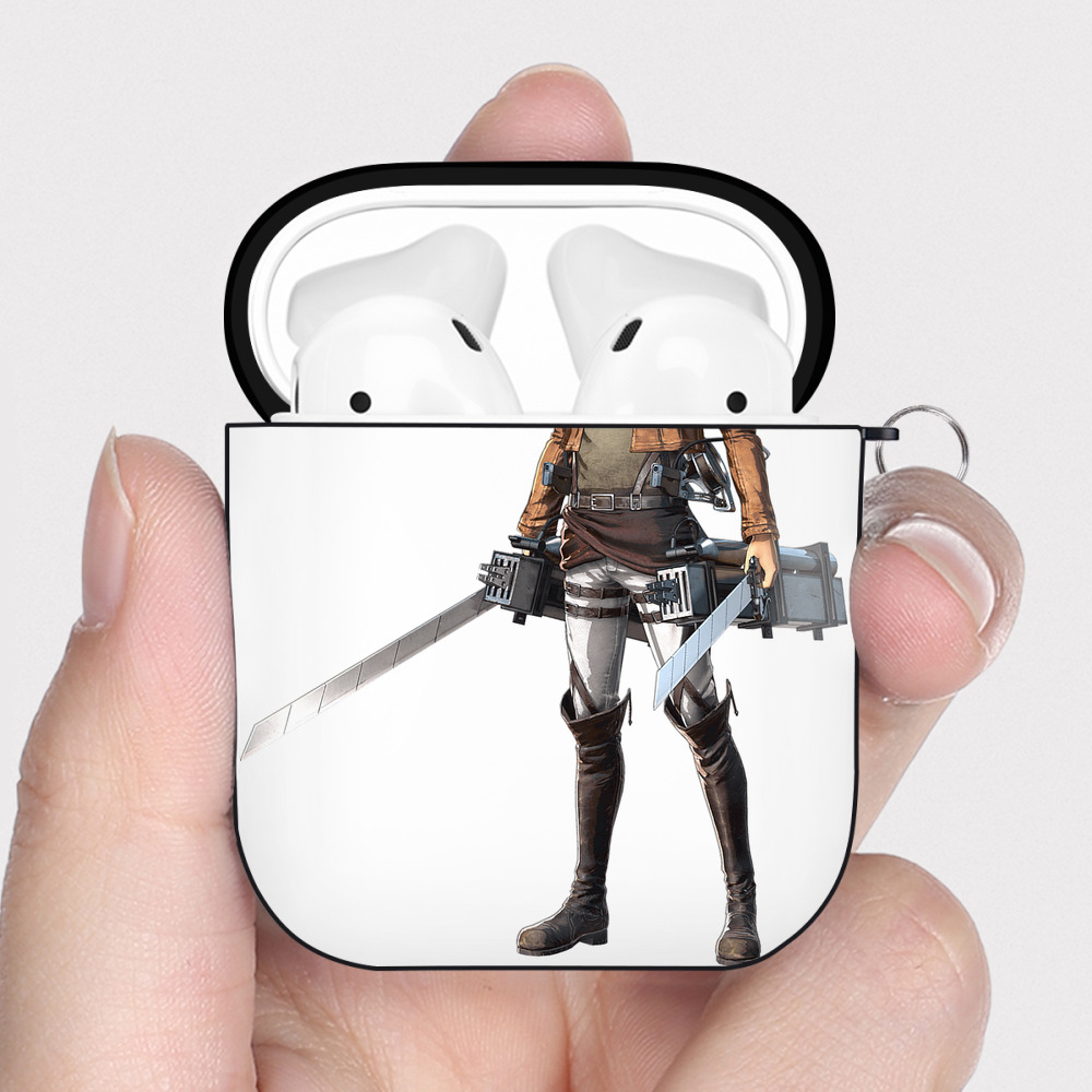 （画像用） 進撃の巨人 Attack on Titan AirPods 第2世代保護ケース ハードシェル ブラック 耐衝撃・防指紋・カラビナ付き
