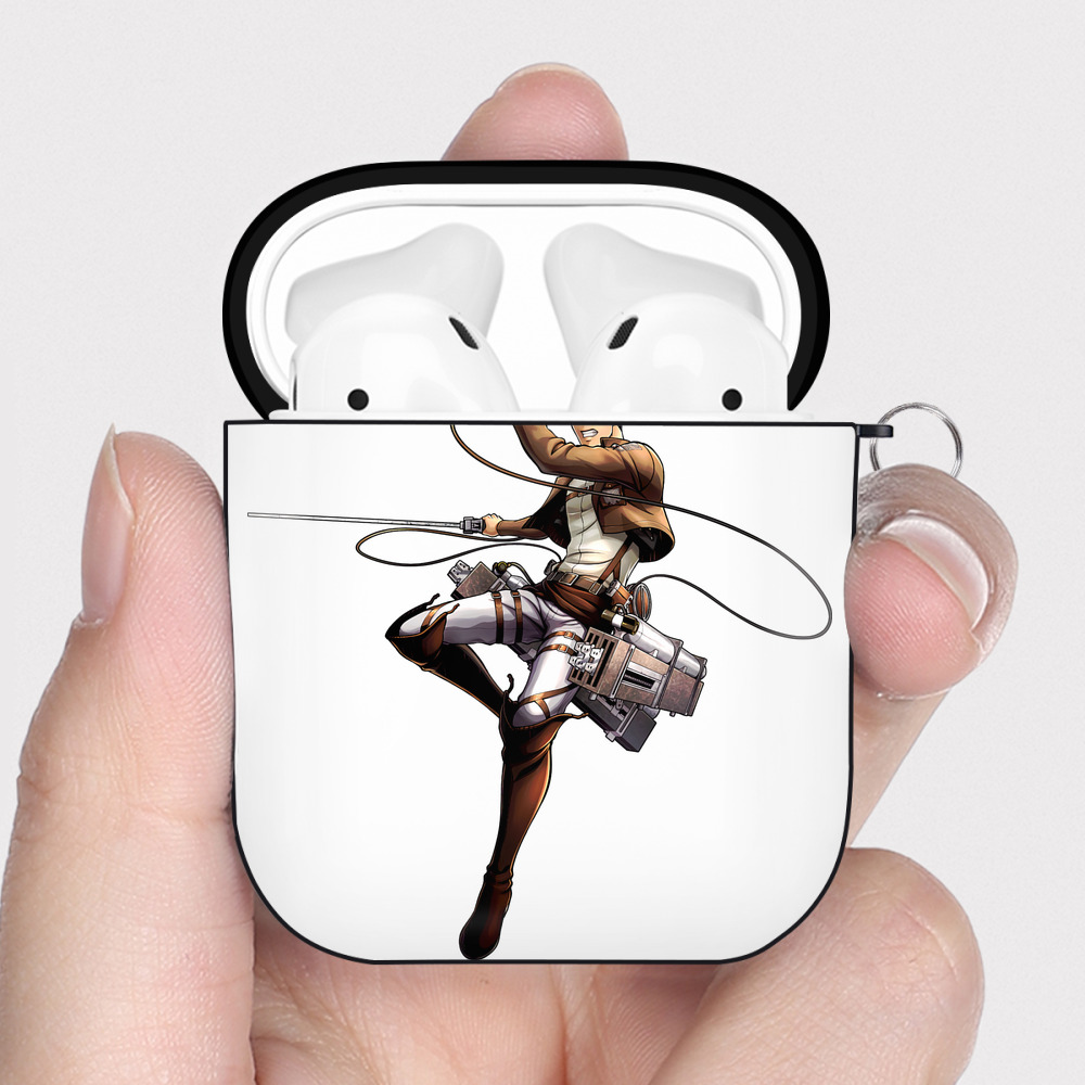 （画像用） 進撃の巨人 Attack on Titan AirPods 第2世代保護ケース ハードシェル ブラック 耐衝撃・防指紋・カラビナ付き