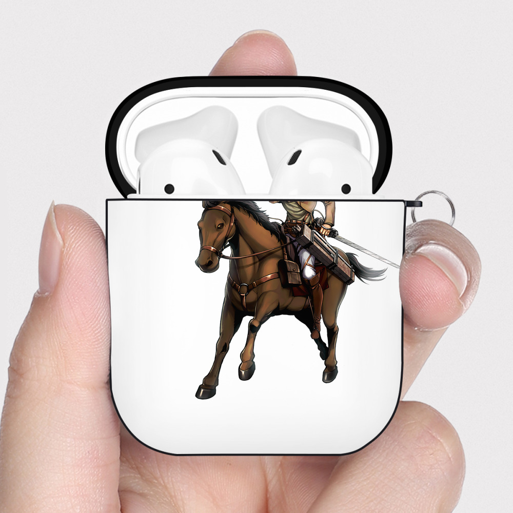 （画像用） 進撃の巨人 Attack on Titan AirPods 第2世代保護ケース ハードシェル ブラック 耐衝撃・防指紋・カラビナ付き