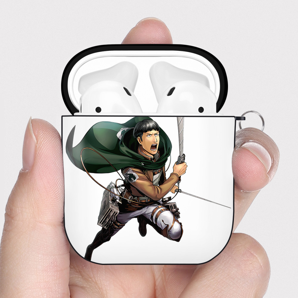 （画像用） 進撃の巨人 Attack on Titan AirPods 第2世代保護ケース ハードシェル ブラック 耐衝撃・防指紋・カラビナ付き