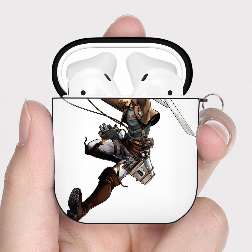 （画像用） 進撃の巨人 Attack on Titan AirPods 第2世代保護ケース ハードシェル ブラック 耐衝撃・防指紋・カラビナ付き