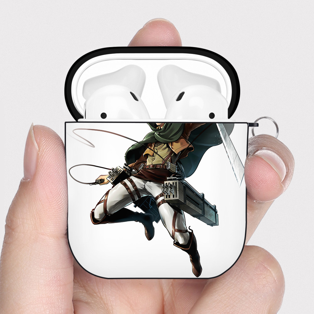 （画像用） 進撃の巨人 Attack on Titan AirPods 第2世代保護ケース ハードシェル ブラック 耐衝撃・防指紋・カラビナ付き