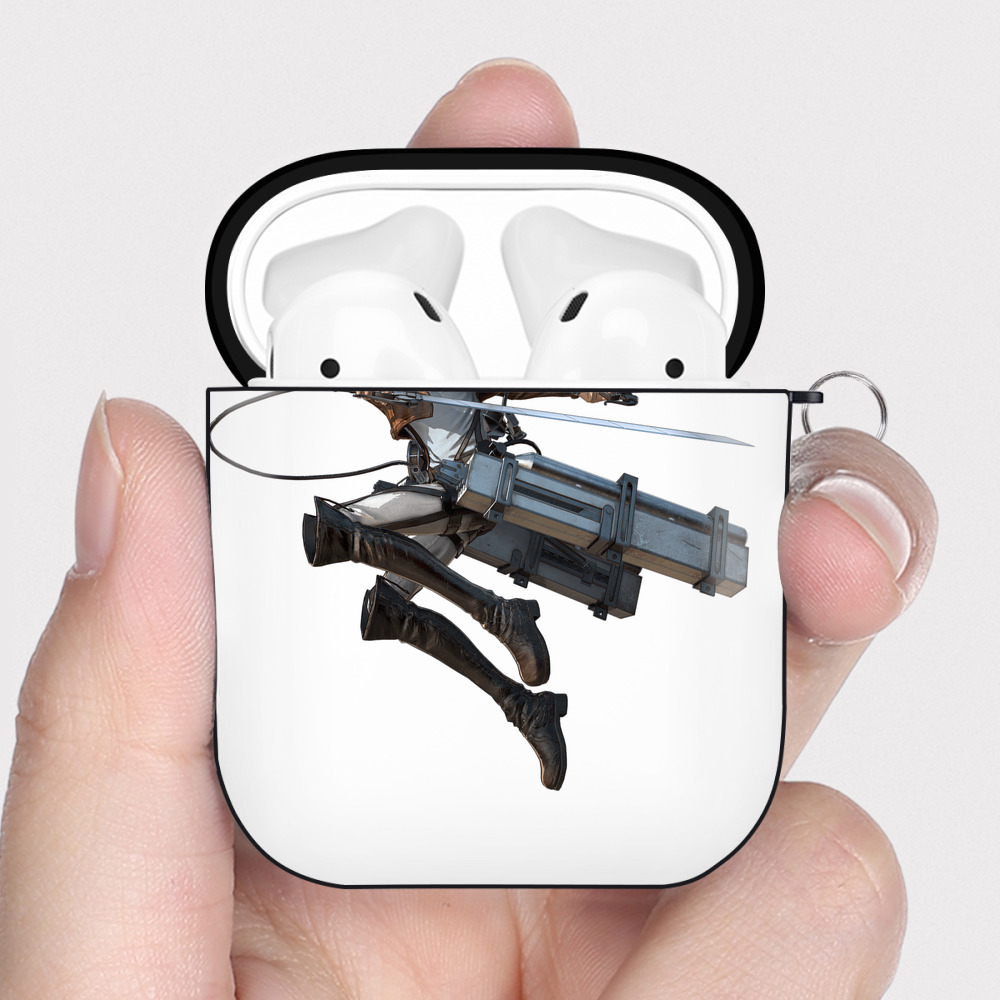 （画像用） 進撃の巨人 Attack on Titan AirPods 第2世代保護ケース ハードシェル ブラック 耐衝撃・防指紋・カラビナ付き