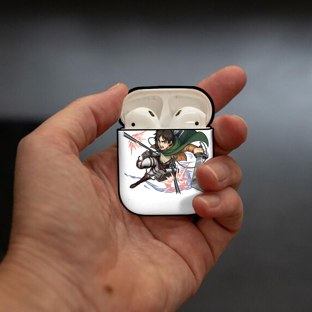 進撃の巨人 エレン･イェーガー Attack on Titan Eren Jäger AirPods 第2世代保護ケース ハードシェル ブラック 耐衝撃・防指紋・カラビナ付き