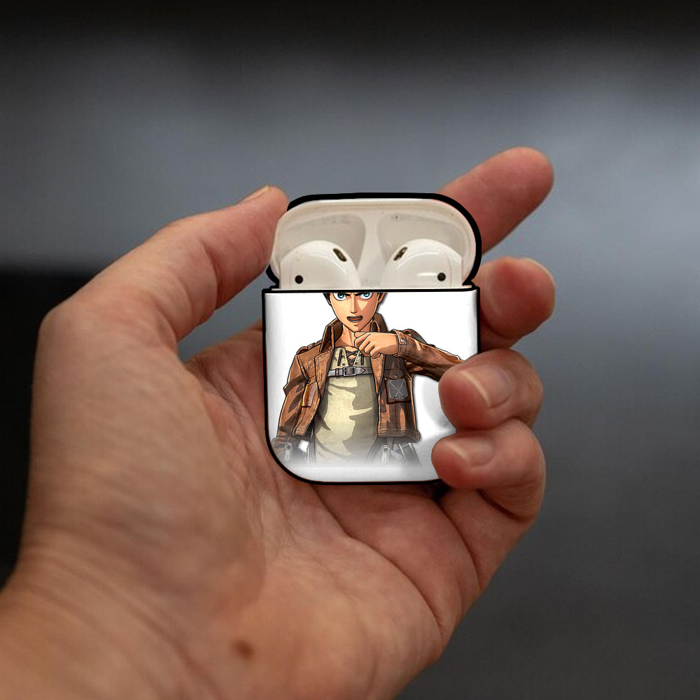進撃の巨人 エレン･イェーガー Attack on Titan Eren Jäger AirPods 第2世代保護ケース ハードシェル ブラック 耐衝撃・防指紋・カラビナ付き