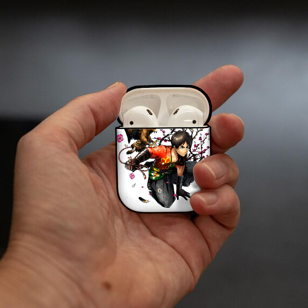 進撃の巨人 エレン･イェーガー Attack on Titan Eren Jäger AirPods 第2世代保護ケース ハードシェル ブラック 耐衝撃・防指紋・カラビナ付き