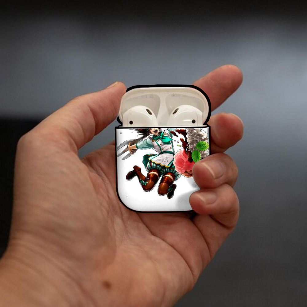 進撃の巨人 サシャ·ブラウス Attack on Titan Sasha Blaus AirPods 第2世代保護ケース ハードシェル ブラック 耐衝撃・防指紋・カラビナ付き
