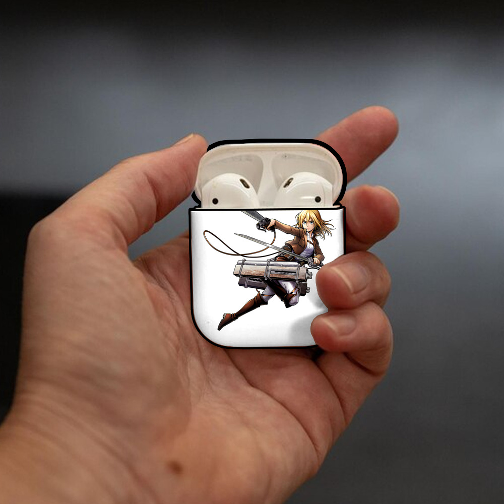 進撃の巨人 クリスタ·レンズ Attack on Titan Christa Lenz AirPods 第2世代保護ケース ハードシェル ブラック 耐衝撃・防指紋・カラビナ付き
