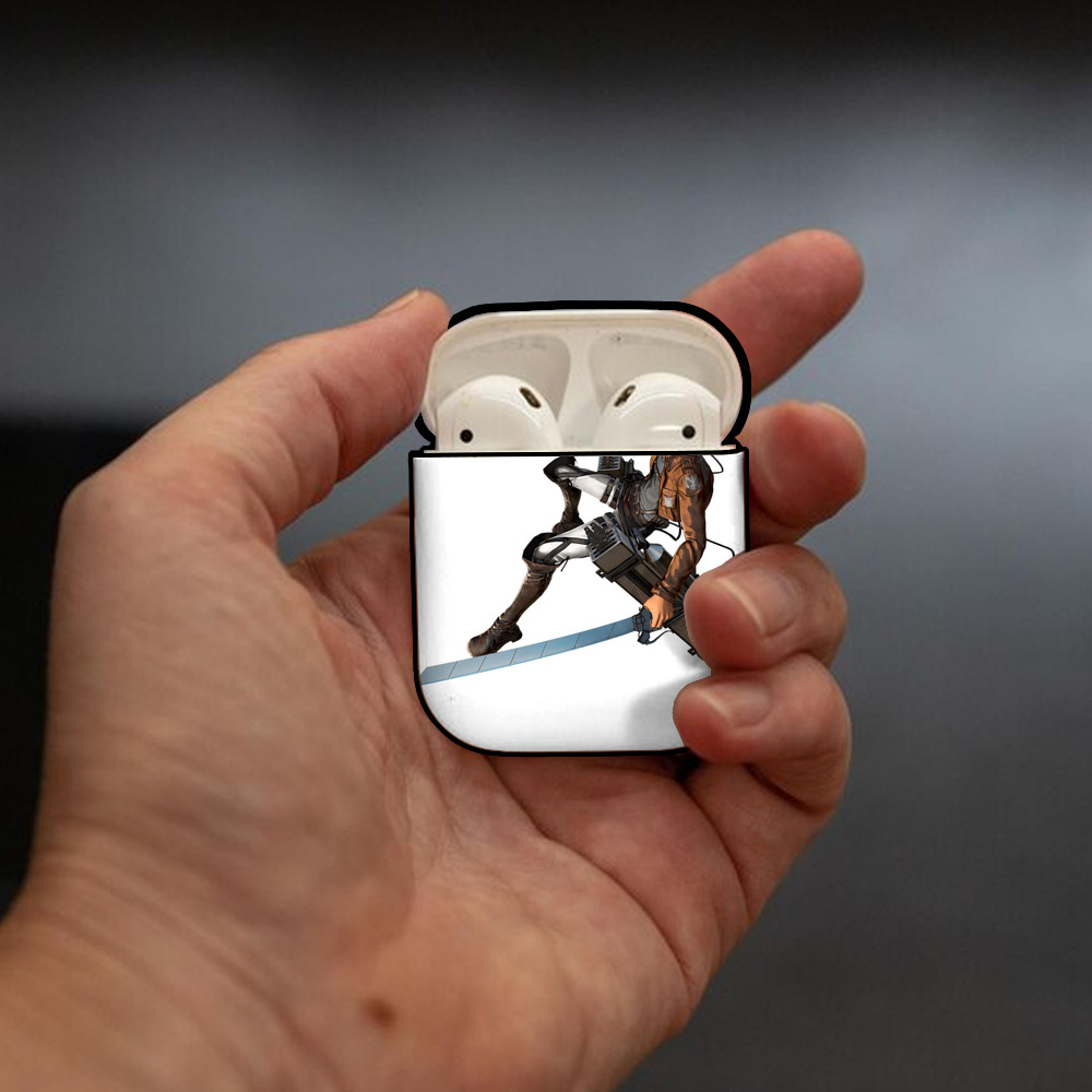 進撃の巨人 ベルトルト・フーバー Attack on Titan Bertholdt Hoover AirPods 第2世代保護ケース ハードシェル ブラック 耐衝撃・防指紋・カラビナ付き