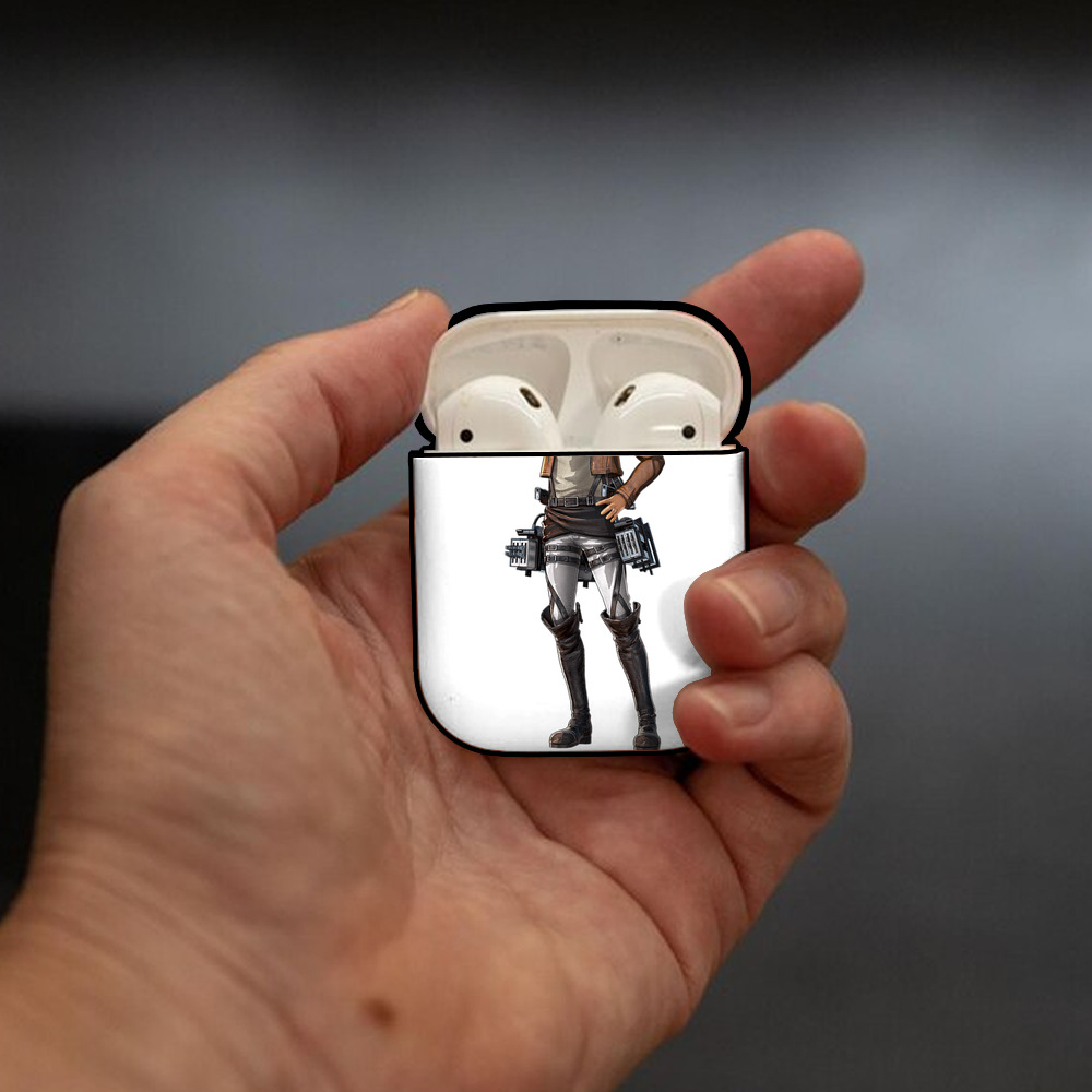 進撃の巨人 ハンネス Attack on Titan Hannes AirPods 第2世代保護ケース ハードシェル ブラック 耐衝撃・防指紋・カラビナ付き