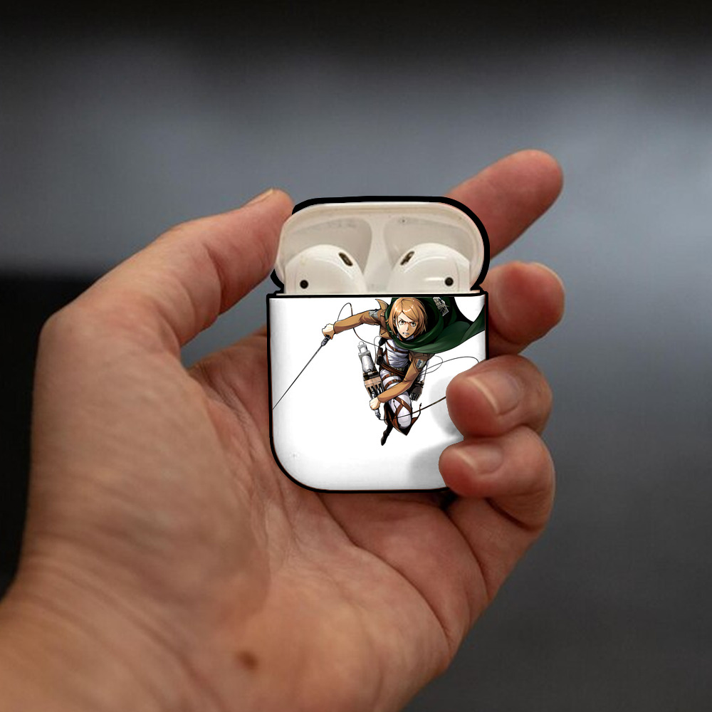 進撃の巨人 ペトラ·ラル Attack on Titan Petra Rall AirPods 第2世代保護ケース ハードシェル ブラック 耐衝撃・防指紋・カラビナ付き