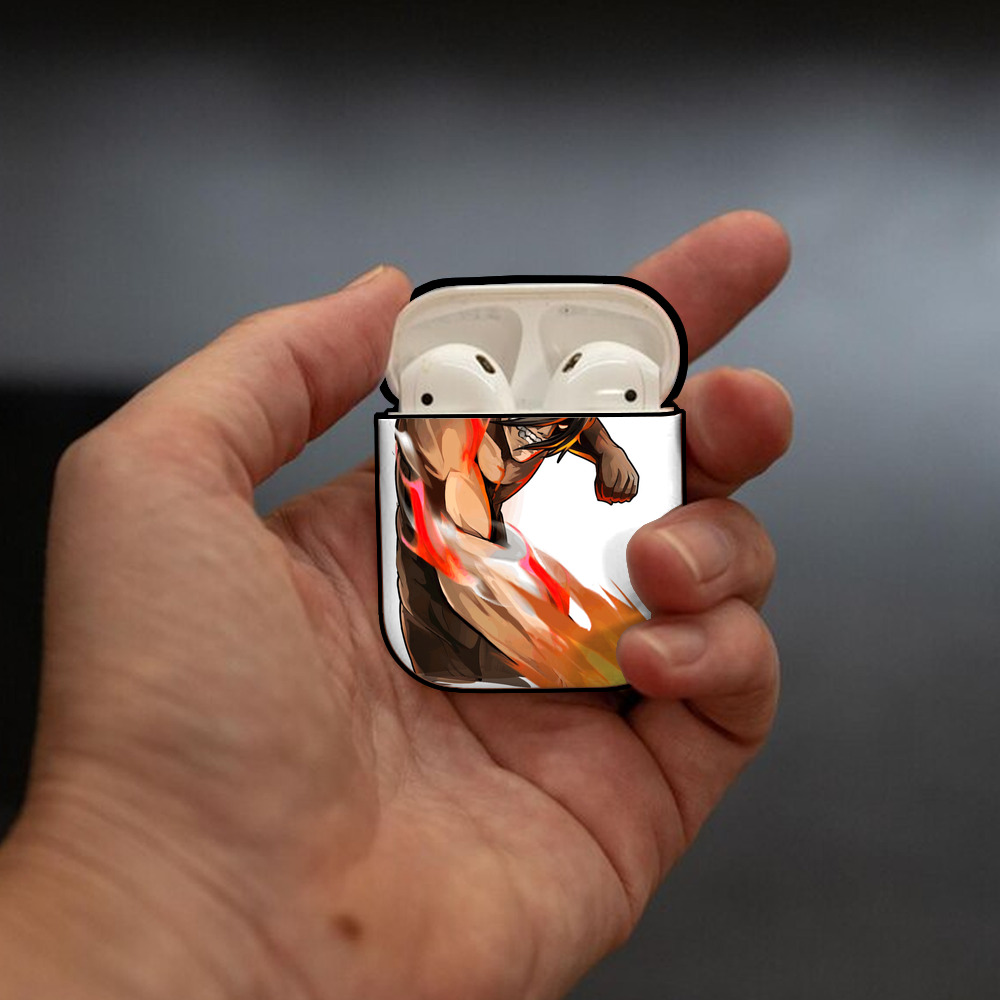 進撃の巨人 Attack on Titan AirPods 第2世代保護ケース ハードシェル ブラック 耐衝撃・防指紋・カラビナ付き