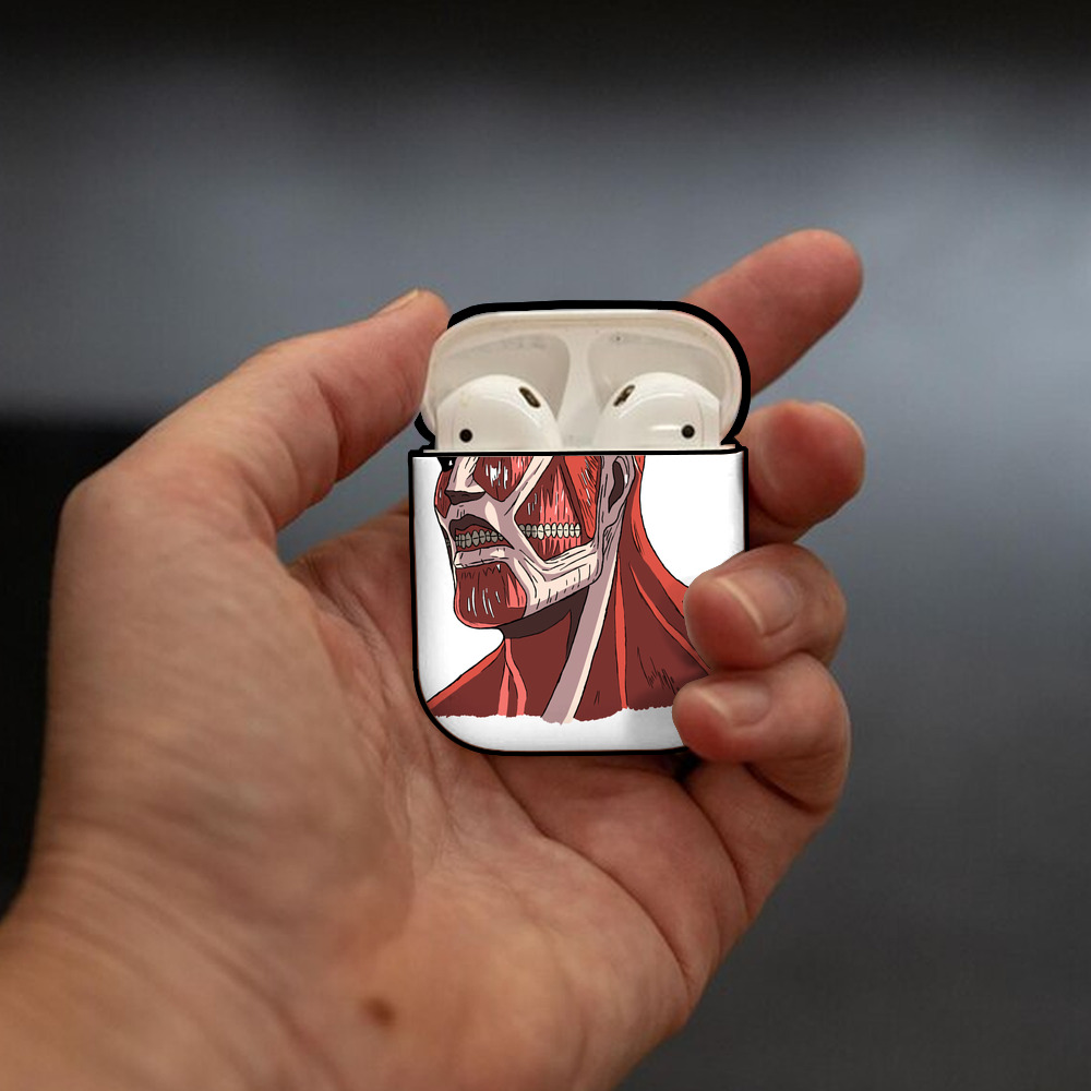 進撃の巨人 Attack on Titan AirPods 第2世代保護ケース ハードシェル ブラック 耐衝撃・防指紋・カラビナ付き