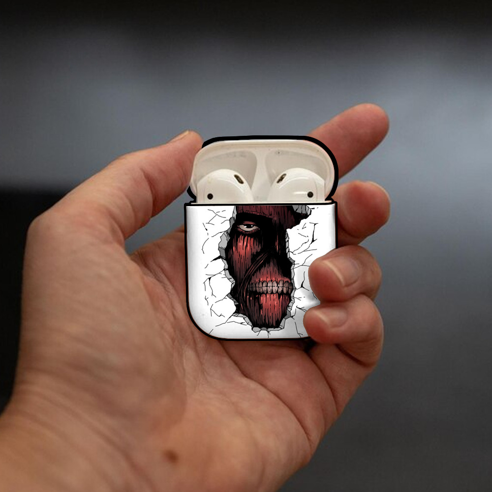 進撃の巨人 Attack on Titan AirPods 第2世代保護ケース ハードシェル ブラック 耐衝撃・防指紋・カラビナ付き