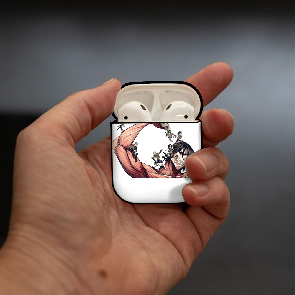進撃の巨人 Attack on Titan AirPods 第2世代保護ケース ハードシェル ブラック 耐衝撃・防指紋・カラビナ付き