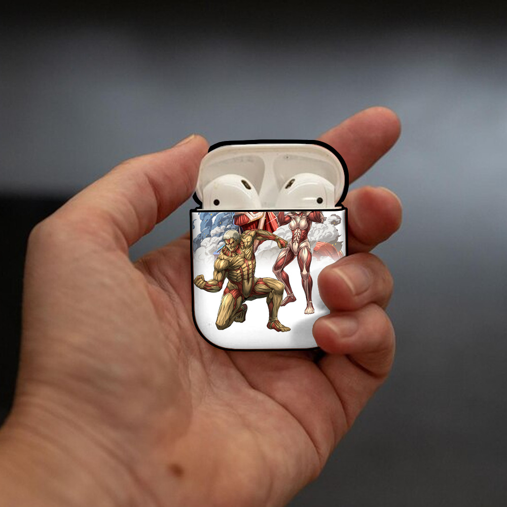 進撃の巨人 Attack on Titan AirPods 第2世代保護ケース ハードシェル ブラック 耐衝撃・防指紋・カラビナ付き