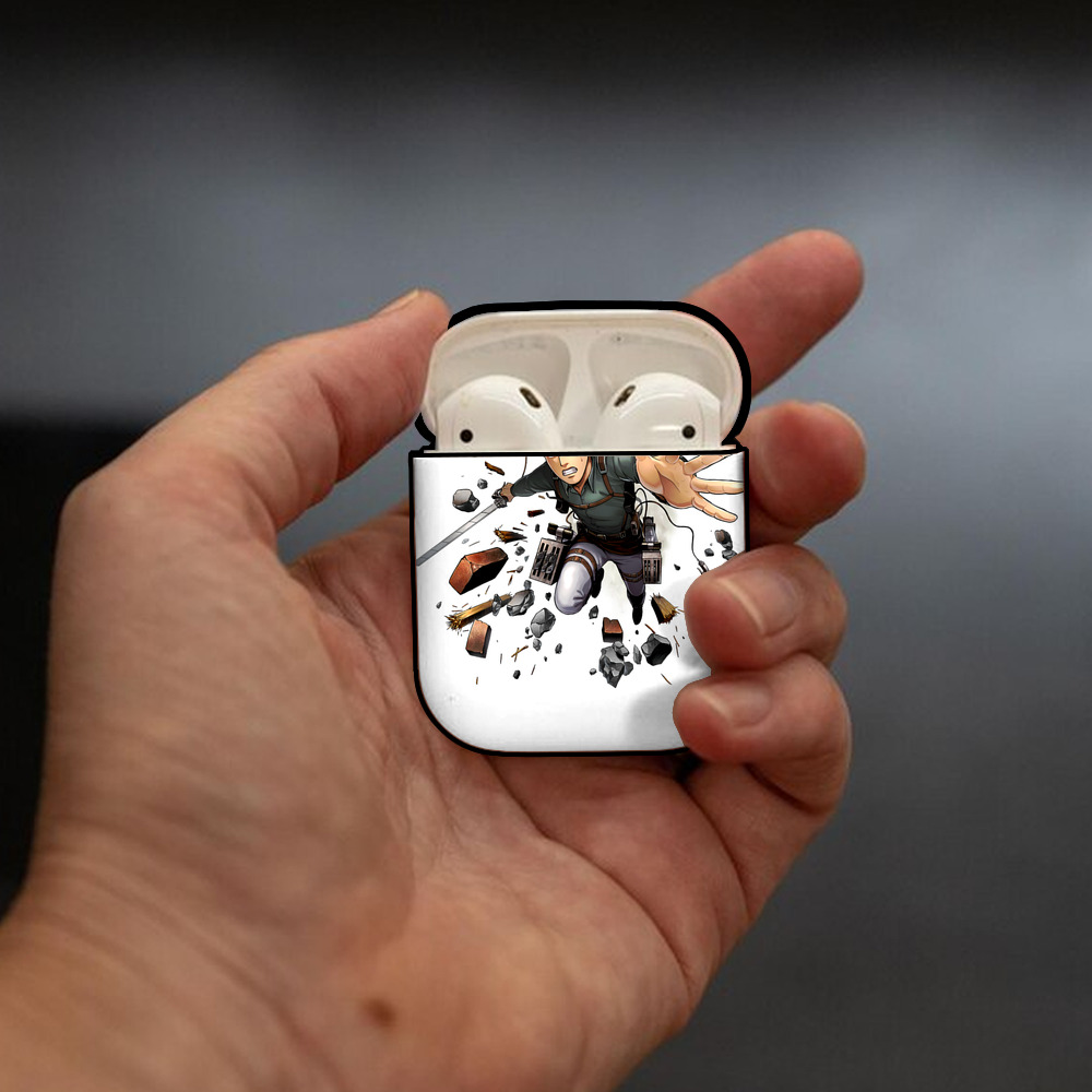 進撃の巨人 Attack on Titan AirPods 第2世代保護ケース ハードシェル ブラック 耐衝撃・防指紋・カラビナ付き